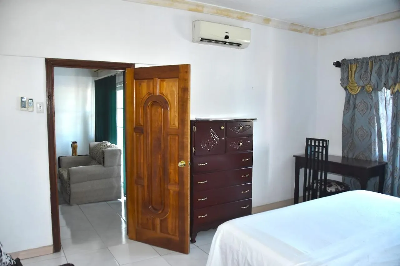 Embassy Deluxe Apartment Kingston 0*,  Jamaica
