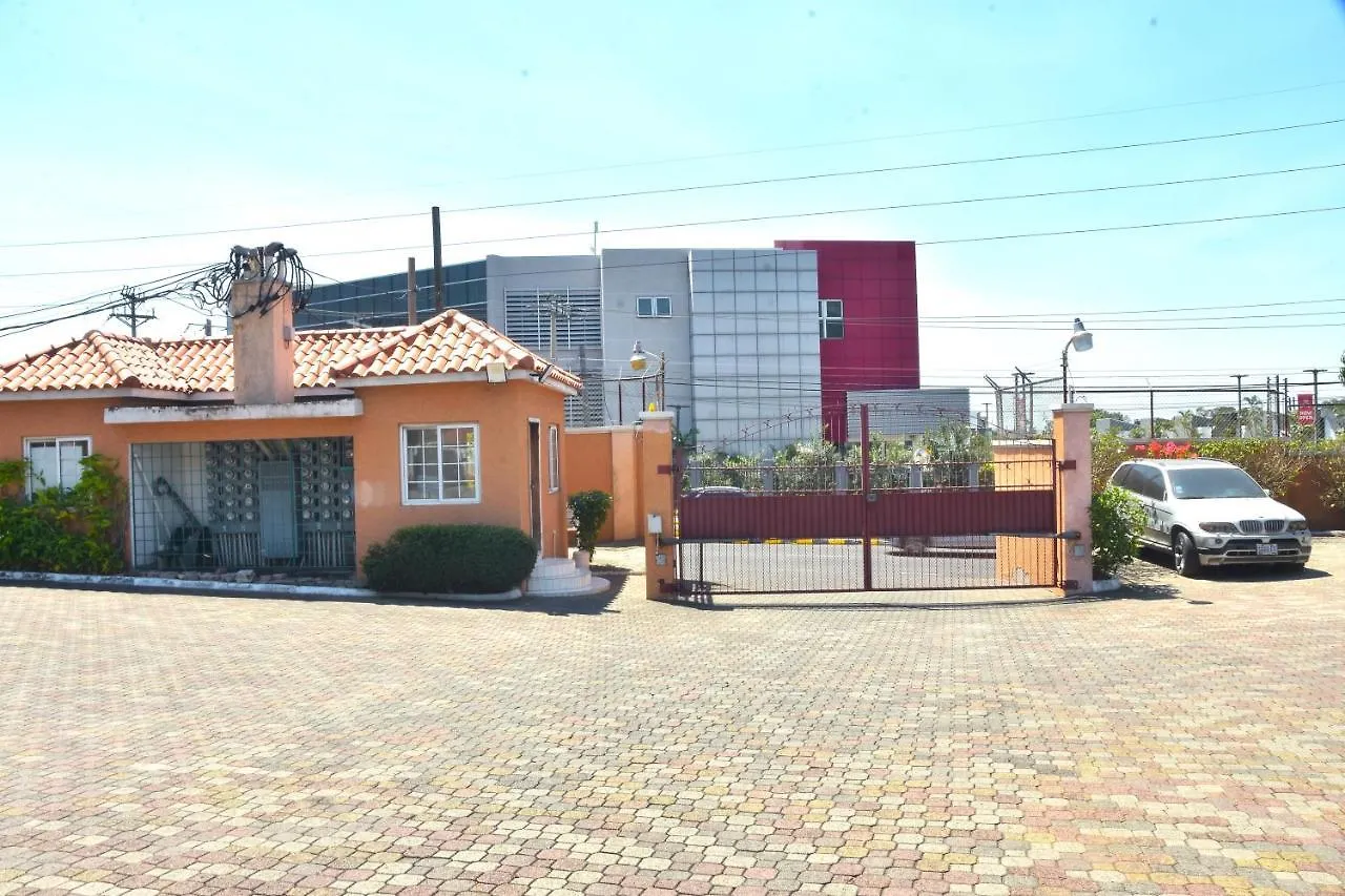 Embassy Deluxe Apartment Kingston Jamaica